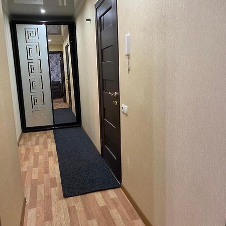 Apartamento 2 Комнатная Квартира, До 6 Спальных Мест Krivói Rog Exterior foto