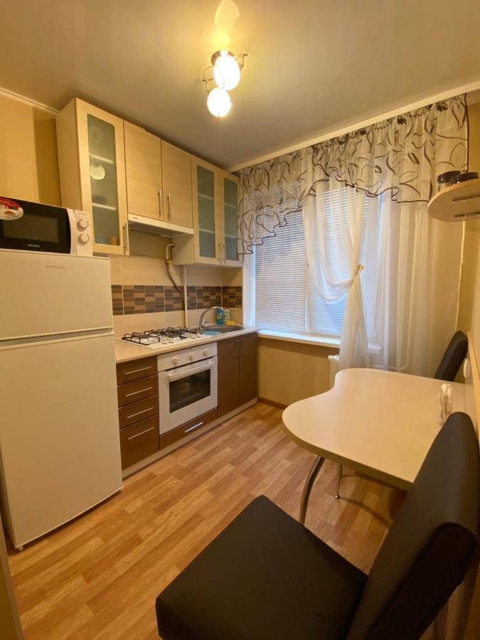 Apartamento 2 Комнатная Квартира, До 6 Спальных Мест Krivói Rog Exterior foto